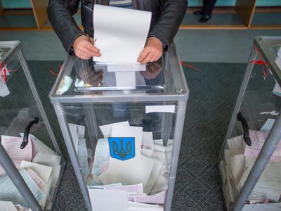 В Киевский областной совет проходят 4 партии